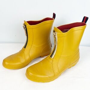 Tommy Hilfiger Ryann Yellow Rubber Rain Boots Size 9